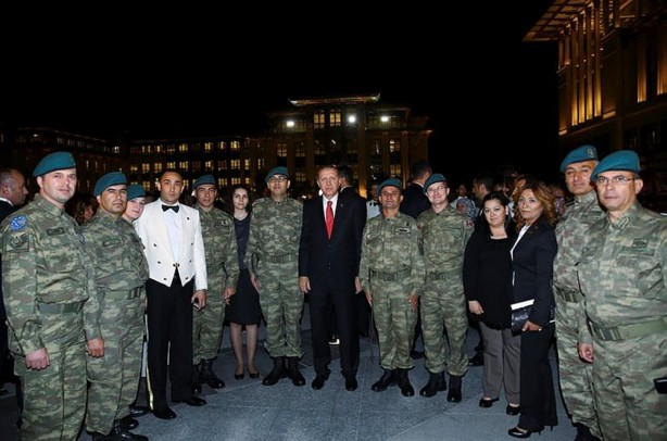 Foto - Külliye'deki resepsiyona ünlüler akın etti