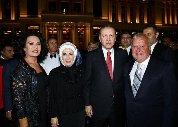 Foto - Külliye'deki resepsiyona ünlüler akın etti