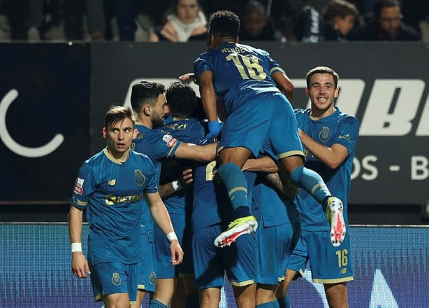 Foto - Kulüplerin dünya sıralaması belli oldu! Süper Lig devi Barcelona'yı tarihe gömdü: İşte o liste...