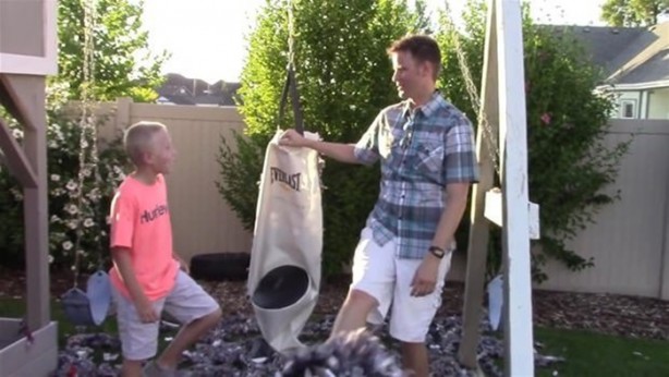 Foto - Kum torbasının içini açtılar, bakın ne çıktı!