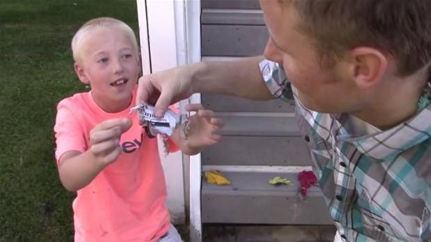 Foto - Kum torbasının içini açtılar, bakın ne çıktı!