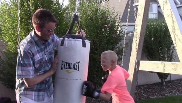  Kum torbasının içini açtılar, bakın ne çıktı!