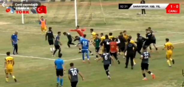 Foto - Yok böyle maç! Gol değil kırmızı yağmuru