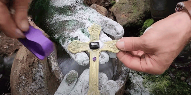 Küpün içinde öyle bir şey buldular ki! Ne yapacağını bilemediler