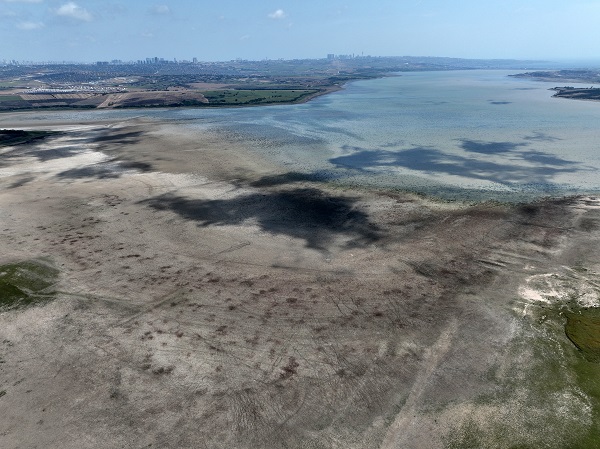 Foto - Kuraklık böyle görüntülendi! İstanbul barajları alarm veriyor