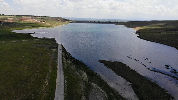 Foto - Kuraklıkta gelinen son nokta! O göletin suyu tamamen bitti