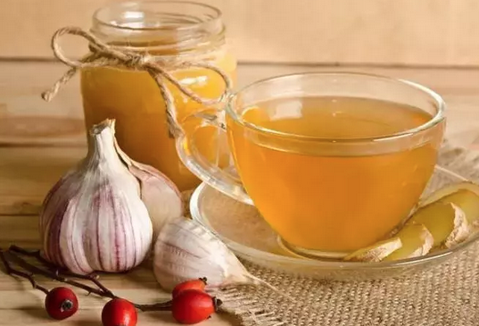 Foto - Kur'an'da da adı geçiyor! Çinliler çayını bardak bardak içiyor: Damardaki kolesterolü silip atıyor! Her derde deva