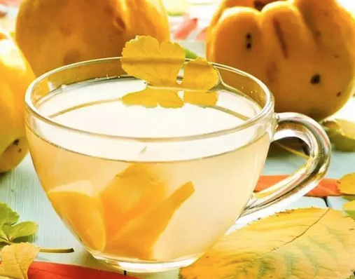 Kur'an'da da adı geçiyor! Çinliler çayını bardak bardak içiyor: Damardaki kolesterolü silip atıyor! Her derde deva