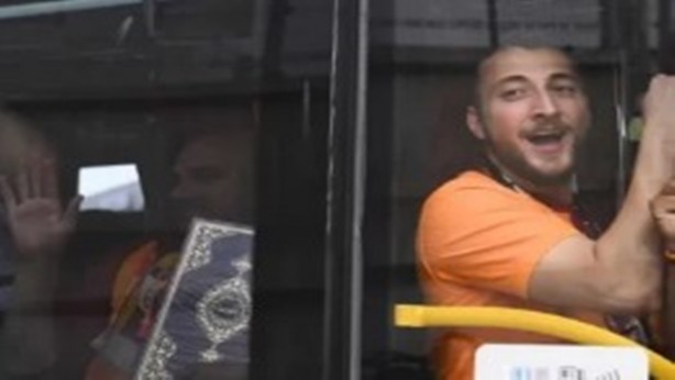 Foto - "Kur’an’dan da uzaklaştıracaksınız milleti" diyen Fatih Tezcan çılgına döndü: Böyle denyoluk görmedim