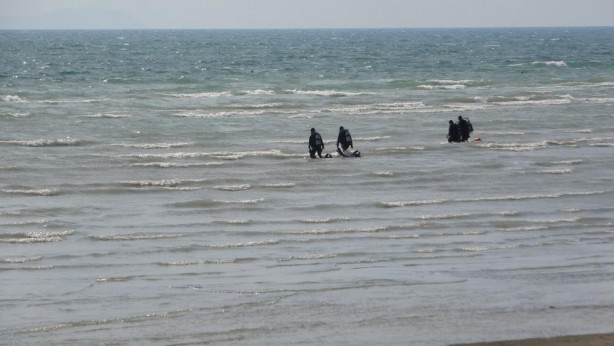 Foto - 'Kurbağa adamlar' Rojin için Van Gölü’ne daldı
