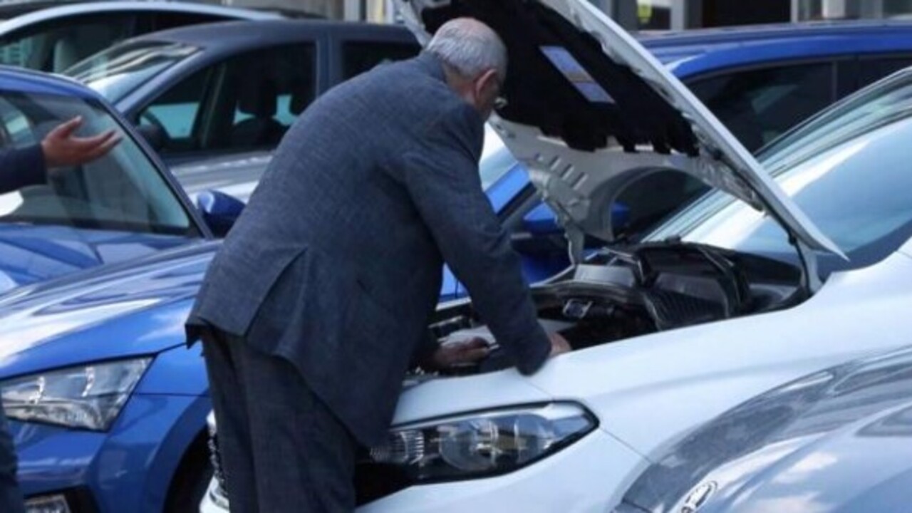 Foto - Kurban Bayramı öncesi sessizlik hakim! İkinci el otoda yaprak kımıldamıyor