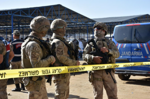 Foto - Kurban öncesi hayvan pazarında çatışma! Ölü ve yaralılar var