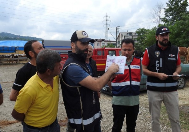 Foto - Kurban pazarlarında denetimler sıkılaştırıldı