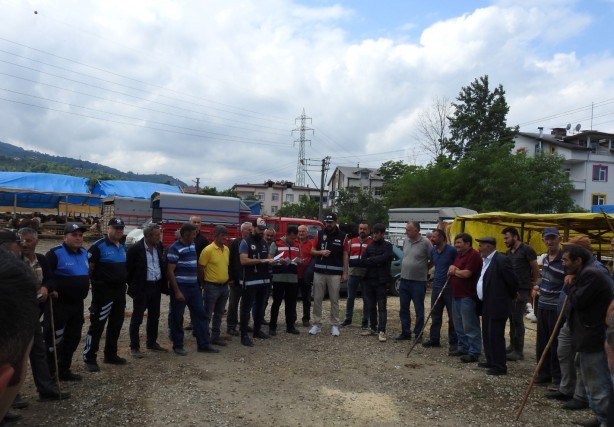 Foto - Kurban pazarlarında denetimler sıkılaştırıldı