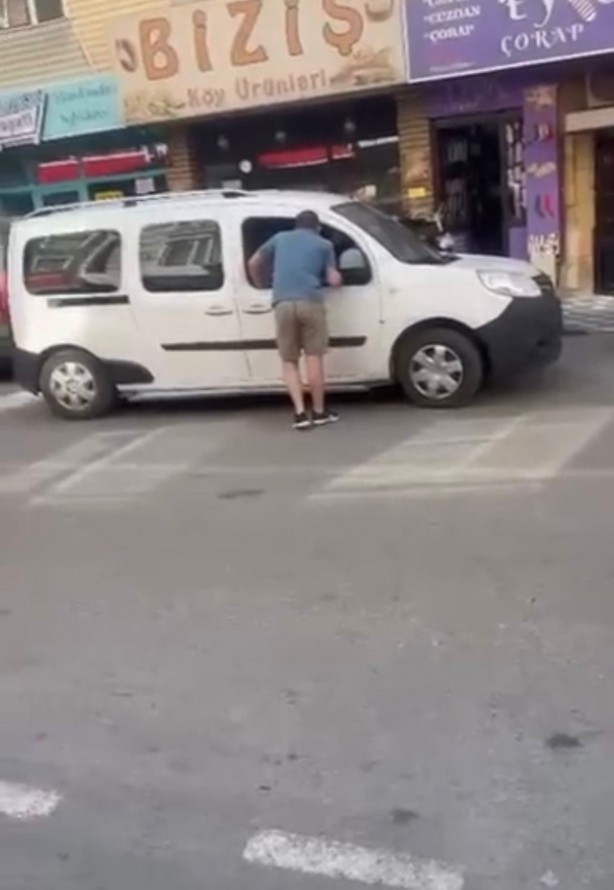 Foto - Kurbanlık danayı arka koltukta getirdi