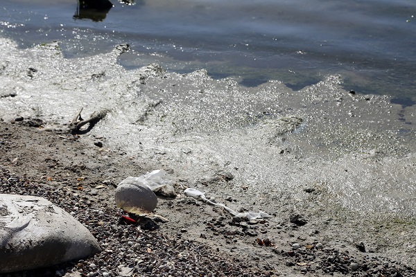 Foto - Küresel ısınmanın en net örneklerinden! O göl tam 30 metre çekildi