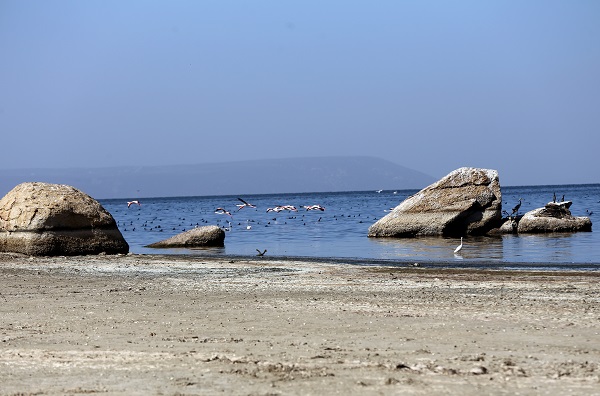 Foto - Küresel ısınmanın en net örneklerinden! O göl tam 30 metre çekildi