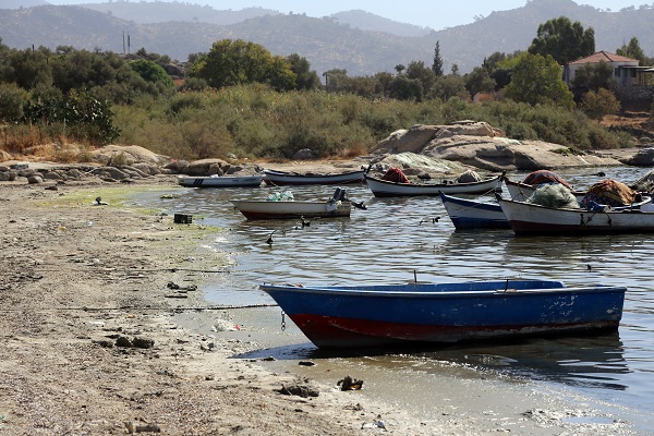Foto - Küresel ısınmanın en net örneklerinden! O göl tam 30 metre çekildi