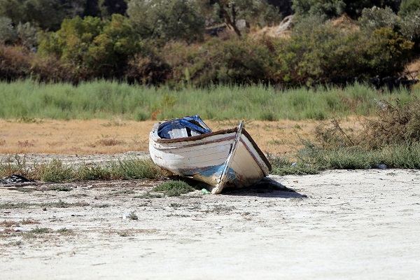 Foto - Küresel ısınmanın en net örneklerinden! O göl tam 30 metre çekildi