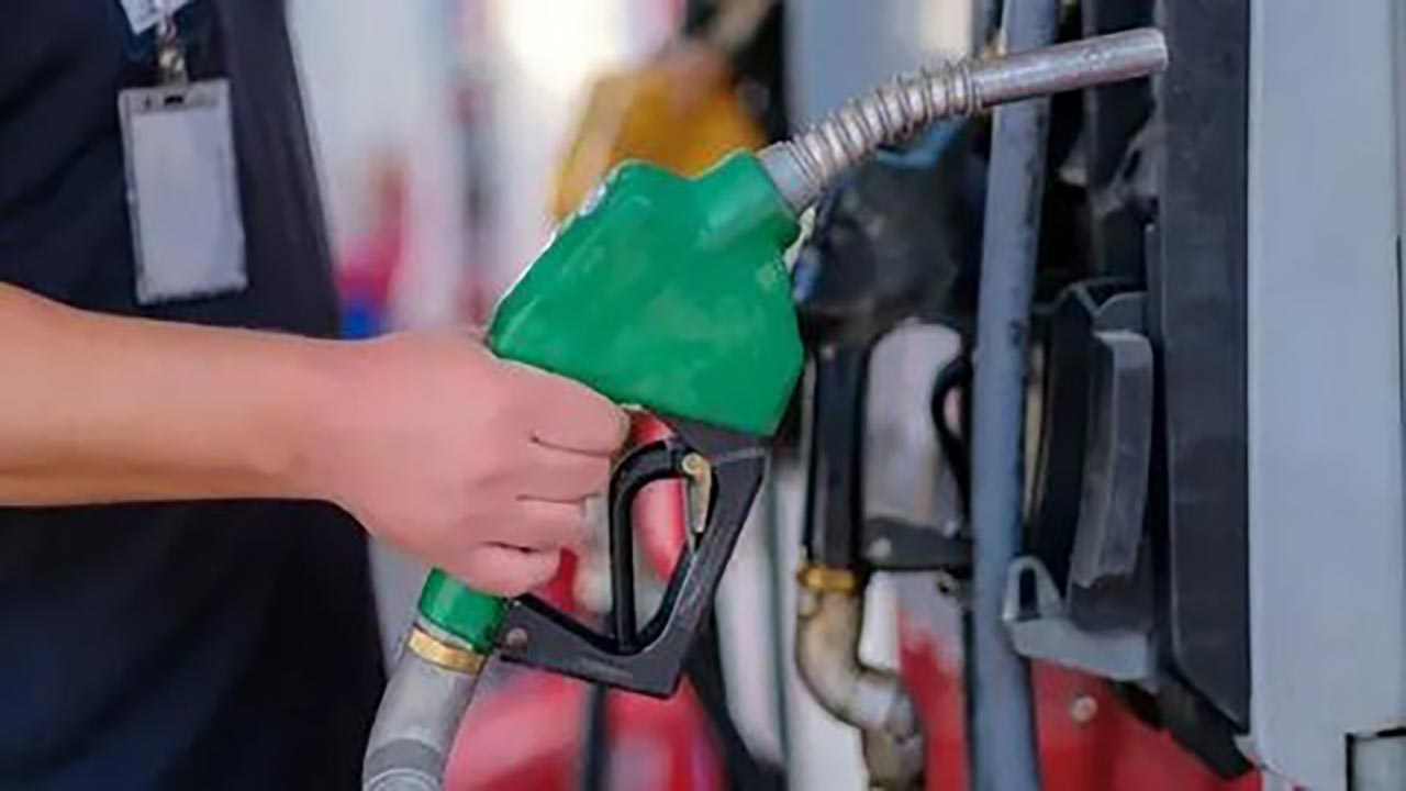 Küresel piyasalarda hareketlilik! Enerji koridorlarındaki dalgalanma pompalara yansıdı!