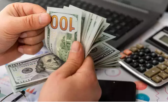 Foto - 'Kurlar yerlerde sürünecek' diyen Necmettin Batırel son dolar tahminini duyurdu: Büyük sözü dinleyin