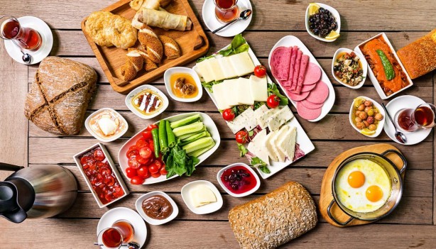 Kurtarıcı öğün tostu yiyenler dikkat! Yapılmadığında eziyete dönüşür… İlginç yöntem