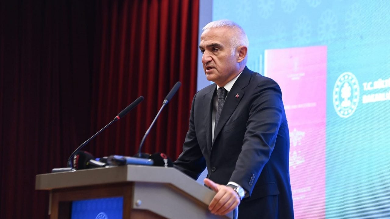 Foto - Kürtçe Yazılı Miras ve Rami'nin dönüşüm hikayesi kitaplarda buluştu: Mehmet Nuri Ersoy'dan Milli Kütüphane'de birlik ve kardeşlik mesajı 