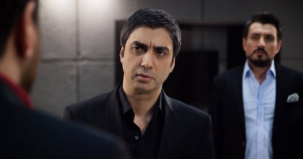 Foto - Kurtlar Vadisi Kaos beklenirken Polat Alemdar'ın son hali, görenleri allak bullak etti