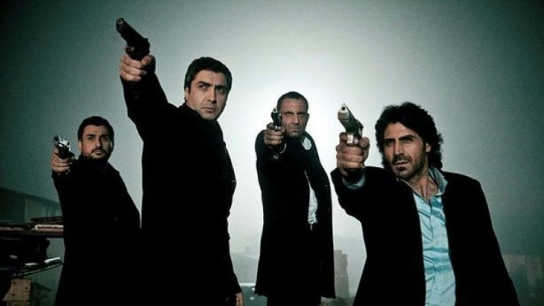 Foto - Kurtlar Vadisi Kaos beklenirken Polat Alemdar'ın son halini görenler gözlerine inanamadı