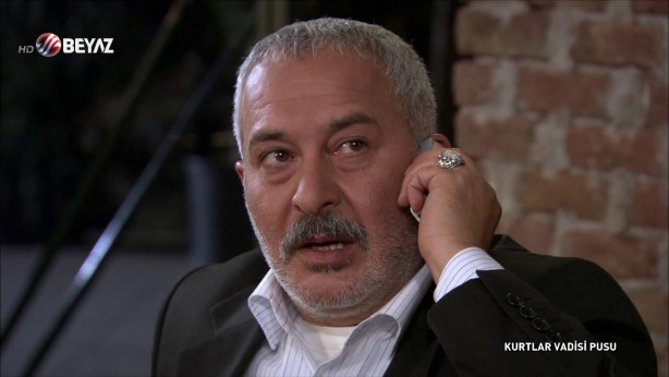 Kurtlar Vadisi oyuncusunun annesi kendini astı