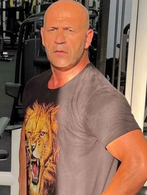 Foto - Kurtlar Vadisi'nin 'Ştandart Kazım'ı Türkiye’yi terk etmişti! Yıllar sonra ortaya çıktı! Değişimin böylesi görülmedi