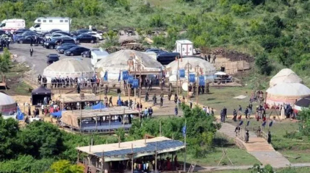 Foto - Kuruluş Osman bombayı patlatıyor! 250 kişi bakın neler yaptı