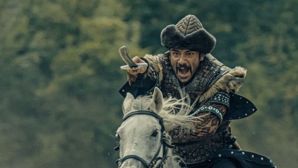 Foto - Kuruluş Osman bombayı patlatıyor! 250 kişi bakın neler yaptı