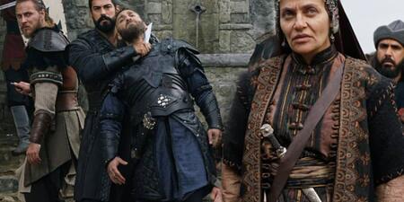 Foto - Kuruluş Osman bombayı patlattı! Ödülü en iyi kadın oyuncusu aldı