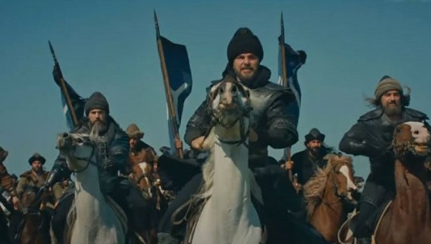 Foto - Kuruluş Osman çağrısı yapılan Diriliş Ertuğrul'un yıldızı Engin Altan Düzyatan 5 şartını sıraladı! F-16 deneyimini ilk kez anlattı