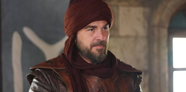 Foto - Kuruluş Osman çağrısı yapılan Diriliş Ertuğrul'un yıldızı Engin Altan Düzyatan 5 şartını sıraladı! F-16 deneyimini ilk kez anlattı