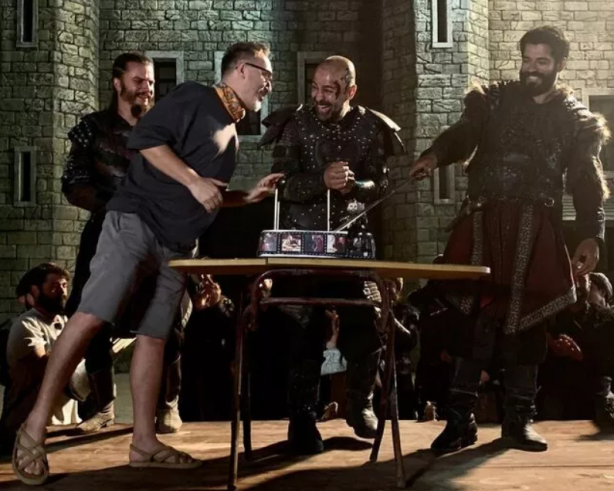 Foto - Kuruluş Osman'da ayrılık! Burak Özçivit yorum yaptı