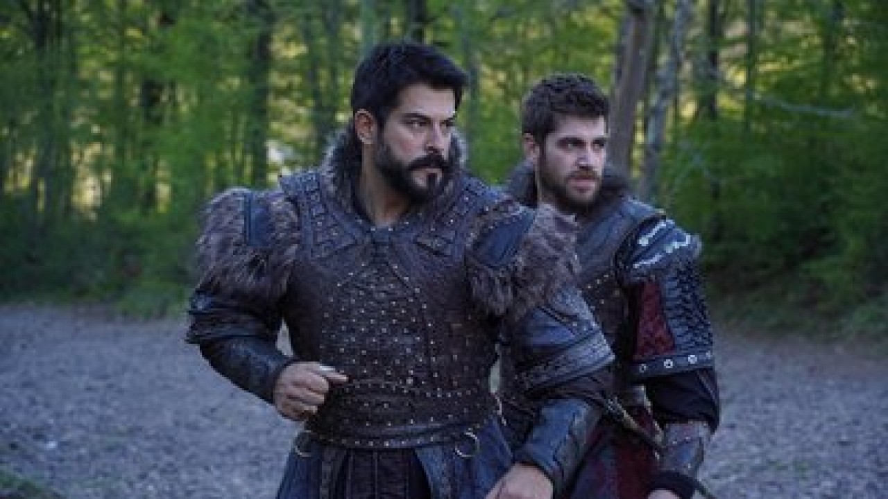 Foto - Kuruluş Osman'dan ayrılan Burak Özçivit sessizliğini bozdu! Çok konuşulacak açıklama