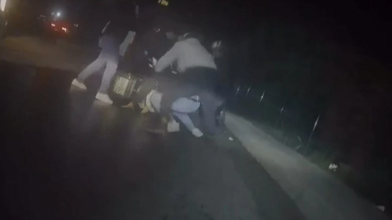 Foto - Kuryeyi tekme tokat dövdüler! Nedenini duyan şaşırıyor!