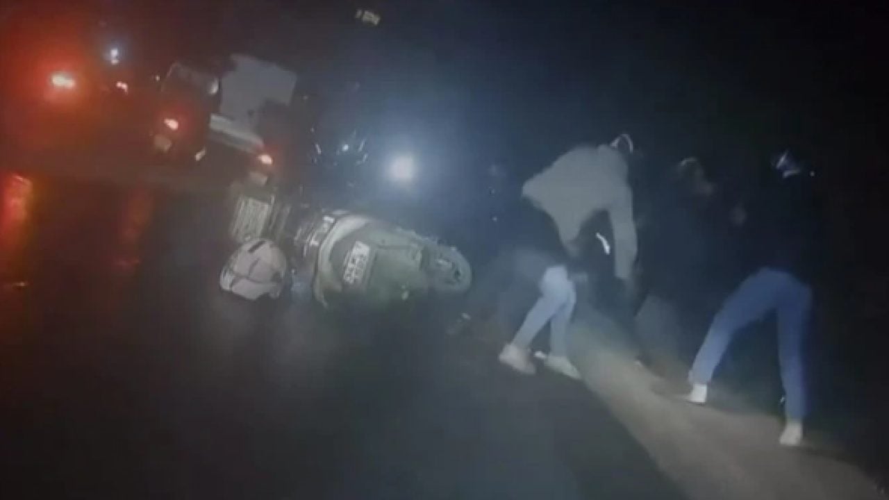 Kuryeyi tekme tokat dövdüler! Nedenini duyan şaşırıyor!