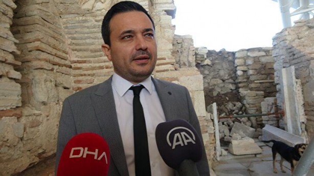 Foto - Kuşadası'nda tarihi keşif! Su kanalı diye kazdılar, içinden çıkan herkesi şok etti