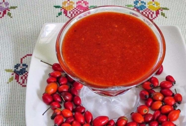 Foto - Kuşburnunun yararları say say bitmiyor!