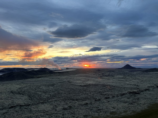 Foto - Kuşları izlemek için gitti yanardağ patlamasına denk geldi