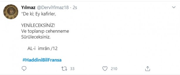 Foto - Küstah Macron'dan Peygamberimiz'e hakarete destek! Ey kafirler yenileceksiniz ve Cehennem'e sürüleceksiniz!