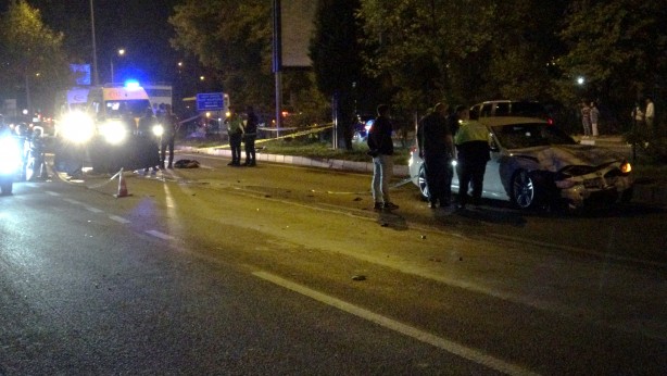 Foto - Kütahya'da iki ayrı kazada 2 kız kardeş ve bir kadın hayatını kaybetti