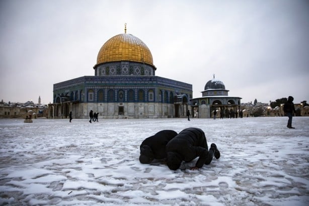 Foto - Kutsal şehir Kudüs'e mevsimin ilk karı düştü