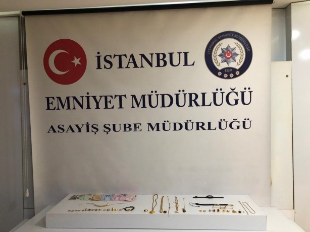 Foto - Kuyumcuların enkazdan altınlarını çalıp bakın ne yapmışlar! Yağmacılardan büyük namussuzluk