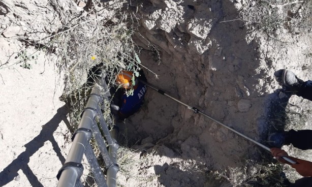 Foto - Kuyuya düşen köpeği AFAD kurtardı