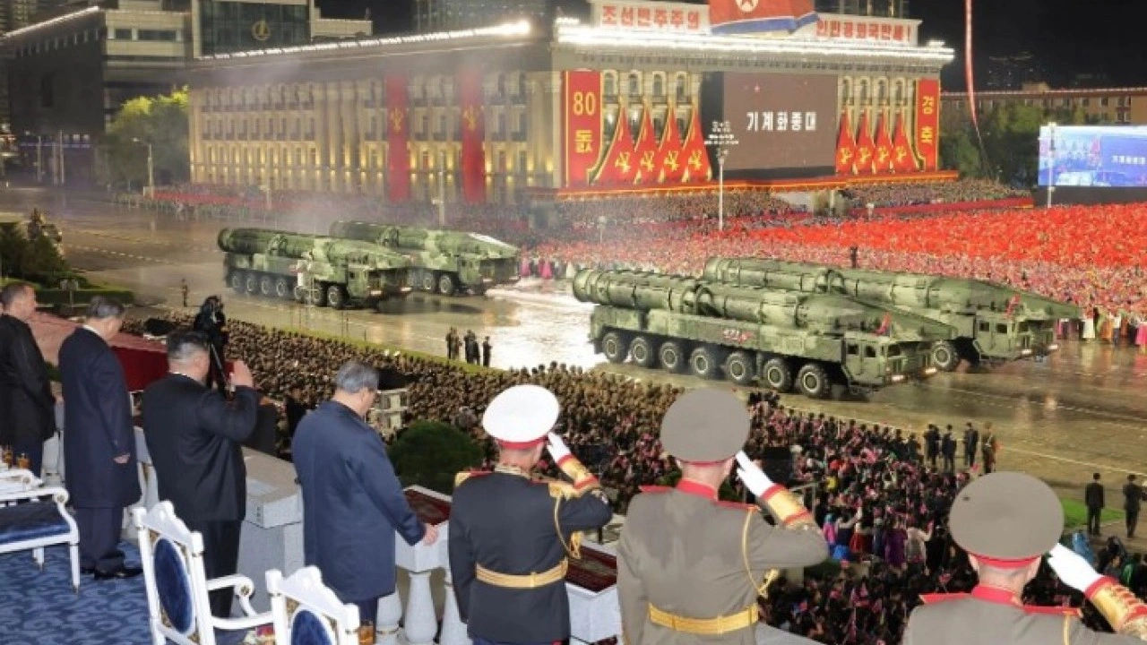 Foto - Kuzey Kore, yeni geliştirdiği füzesini dünyaya tanıttı