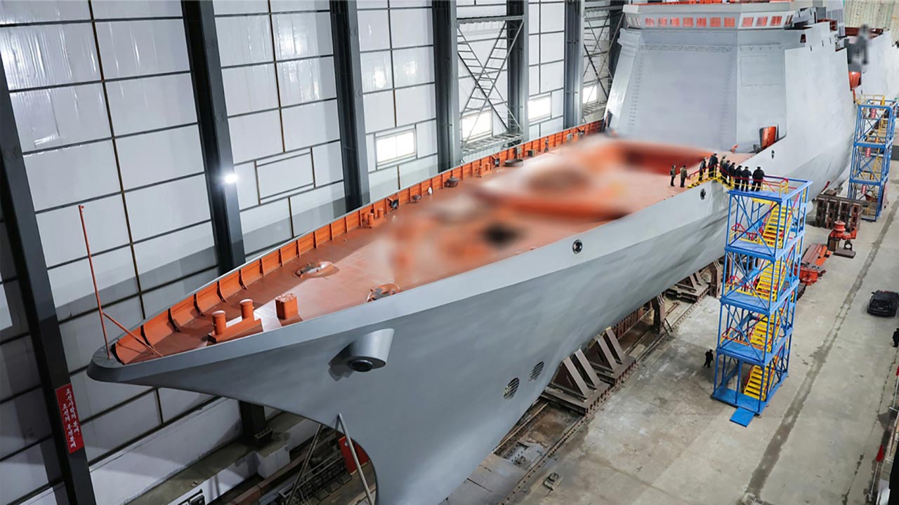 Kuzey Kore'den gövde gösterisi! Yeni nükleer denizaltının ilk görüntüleri yayınlandı!